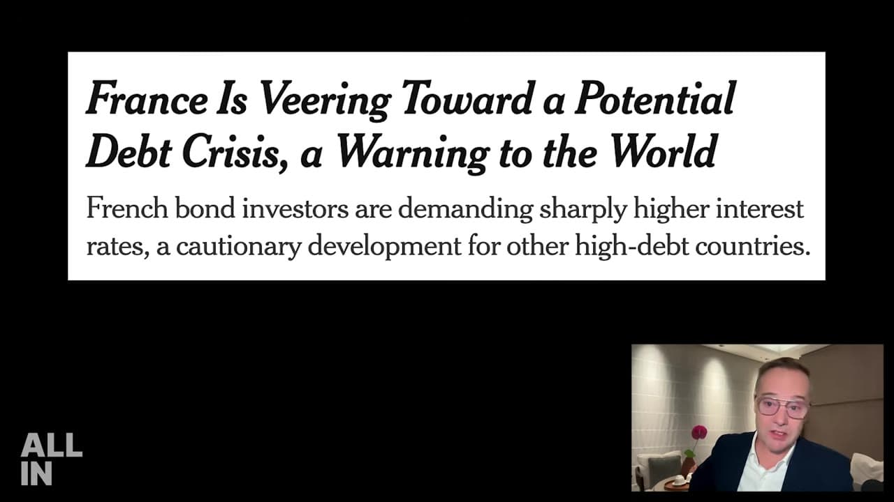 Nagłówek pokazany w programie: „France Is Veering Toward a Potential Debt Crisis, a Warning to the World”, z uwagą, że…